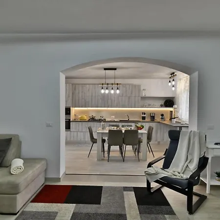 La Palma By Theater Apartmán *